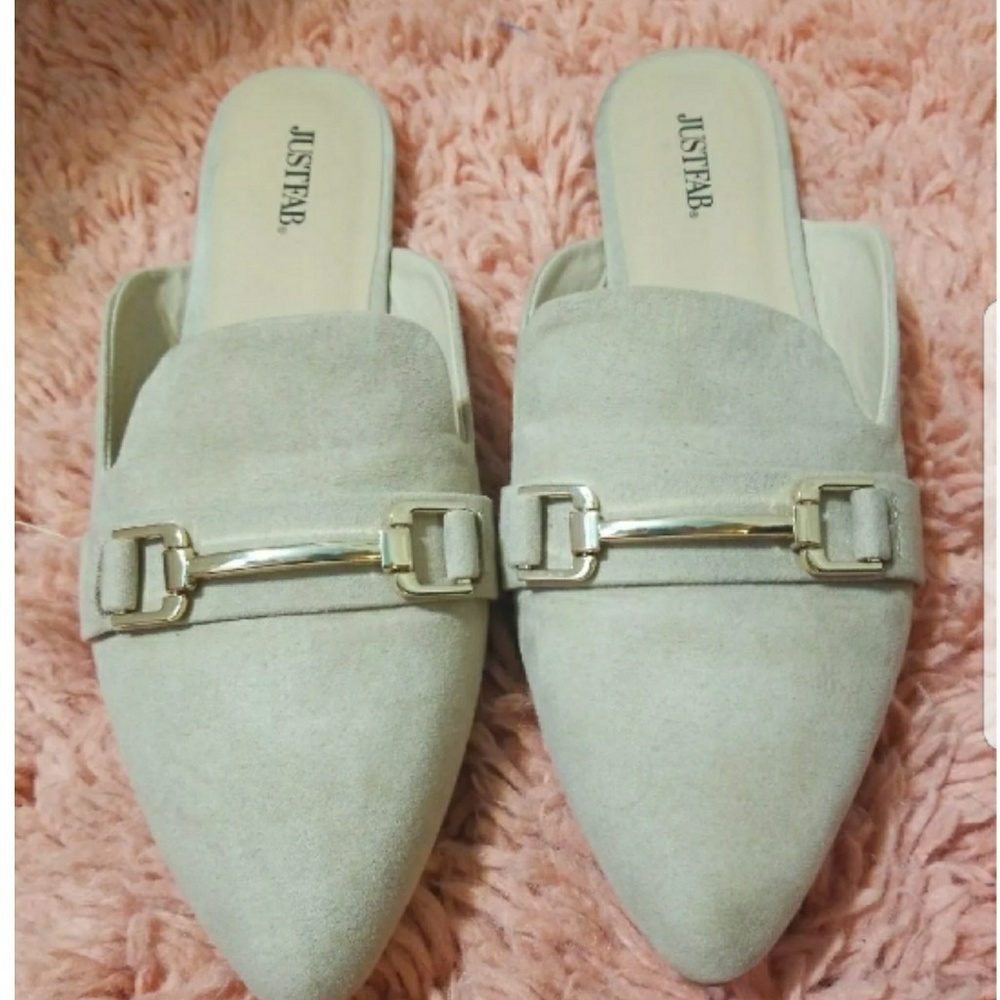 Taupe flat slides